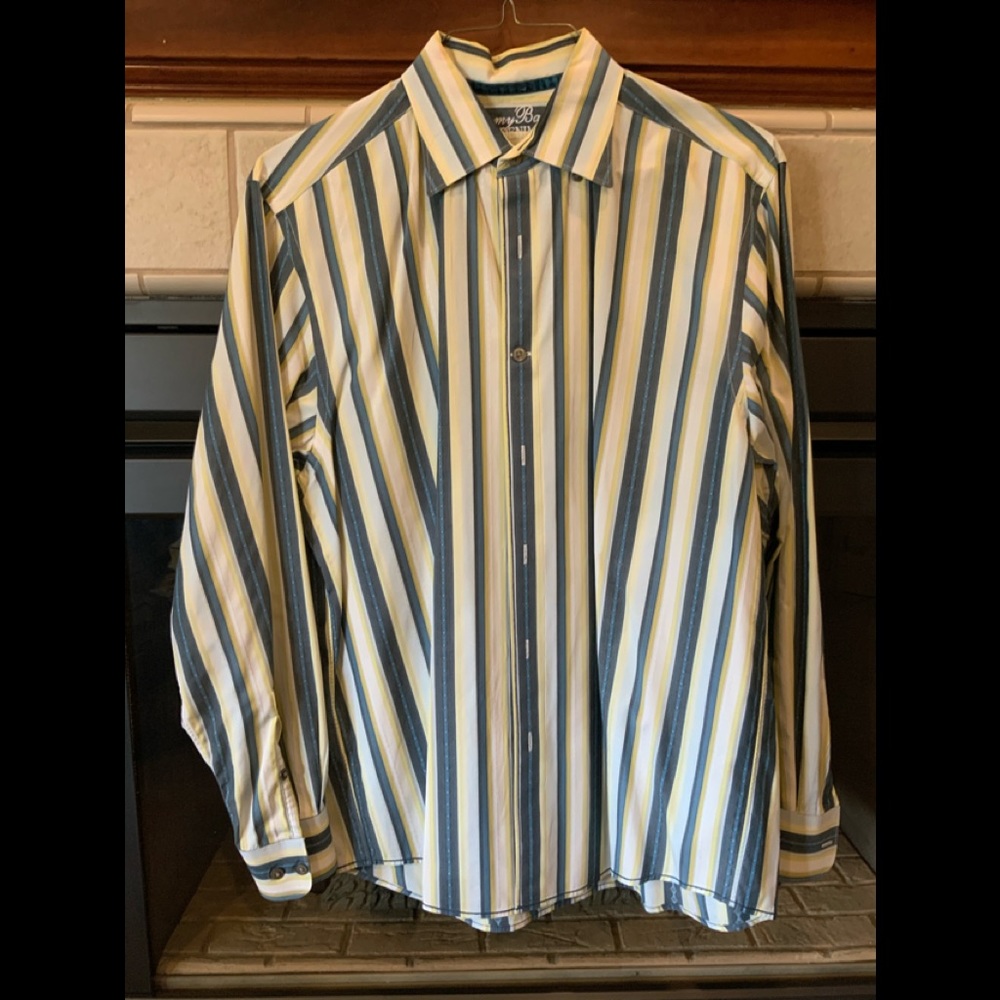 Men’s dress shirt